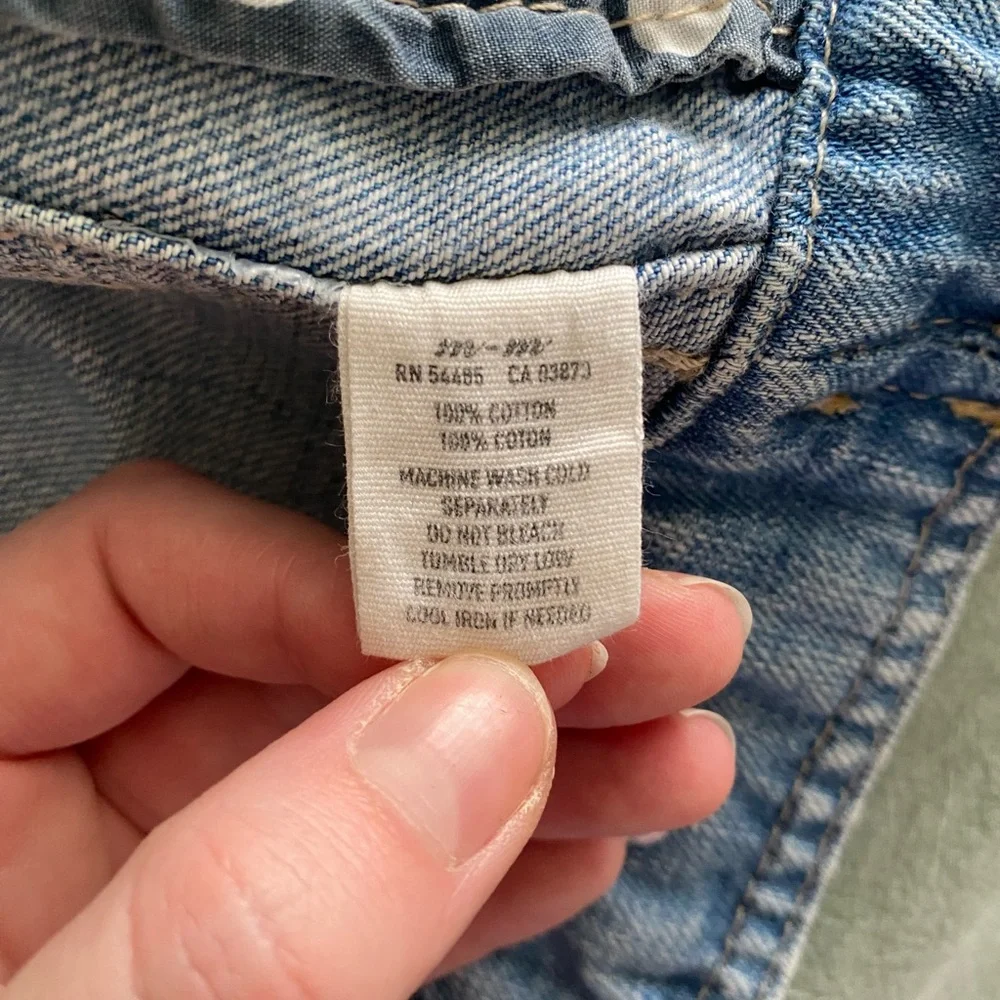 American Eagle Women’s Cropped Denim Jacket | Light Wash | Distressed | Medium - Picture 5 of 5